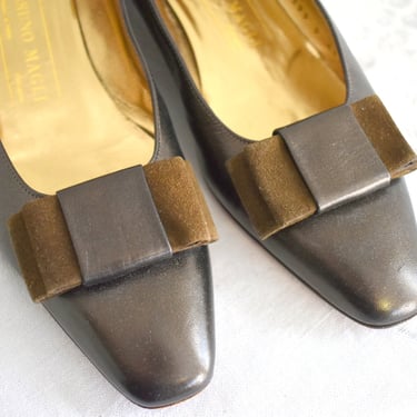 1970s Bruno Magli Bronze Leather Bow Flats, Size 8 AAAA 