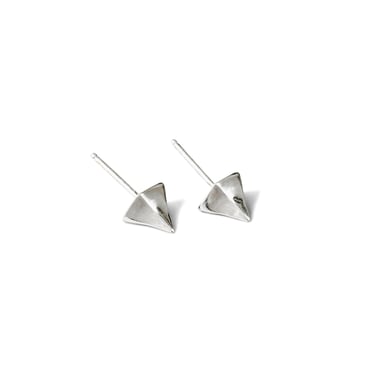 Thorn Stud Earrings