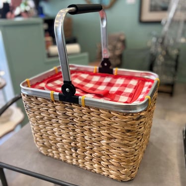 Ashland Sunmer Heritage Insulated Picnic Basket 