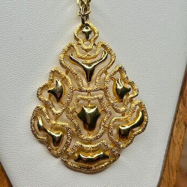 Vintage Pendant Necklace Ornate Filigree Gold Tone Pendant JJ Jonette Jewelry 