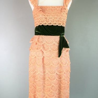 Laurie Jane - 1950's - Tiered Lace - Wiggle Dress - Olive Green Velvet - Warm Peach - Lined with boning - Estimated size 4/6 