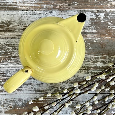 Fiesta Yellow Tea Kettle Homer Laughlin | Vintagw Yellow Metal Tea Kettle Tea Pot Coffee Pot Water Boil | Modern Farmhouse Sunshine Yellow 