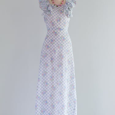 1930's Floral Garden Party Cotton Gown With Open Back & Ruffle Train / Small