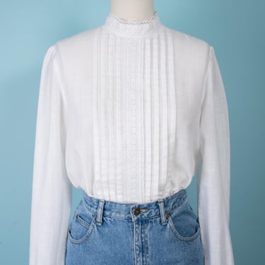 1970s Lanz Originals Pintuck and Lace Trim Button Back Blouse 