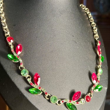 Red And Green Crystal Necklace Multi Gemstone Jewelry Retro Fashion Christmas 