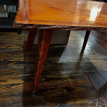 Sweet live edge coffee table. 32” x 27” x 19.5” 