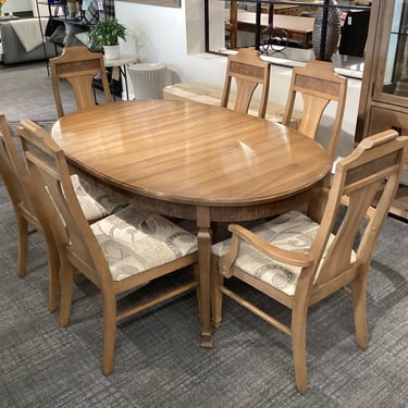 Oval Dining Set