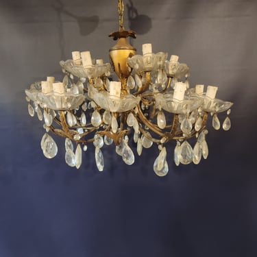 Vintage Italian 18 Candle Brass Chandelier 26.5 x 16.5