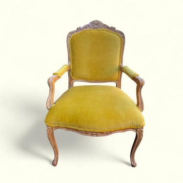 Beautiful vintage Drexel arm chair with all new upholstery 