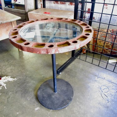INDUSTRIAL ACCENT TABLE