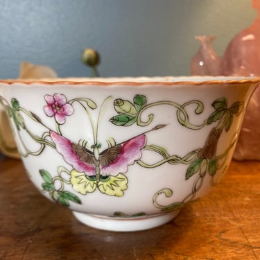 Antique Hand Painted Chinese Bowl with Butterflies 