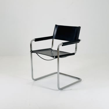 1 of 2 vintage B34 dark black  Color leather cantilevered chairs by Mart Stam for Jox Interni  italy 1980s 