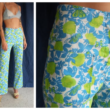 1960's Cotton Pants / Novelty Lilly Pulitzer Rose and Butterfly Printed Trousers / Sixties Seventies Cropped Flare Pants / 1970's Trousers 
