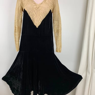 1920'S Silk Velvet & Lace Dress - Drop Waist with an Asymmetrical Hemline - Gatsby Style - Size Small to Medium 