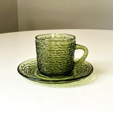 Set of 5 Vintage Avocado Green Glass Tea Cup Set with an Soreno Textured Ribbed Pattern by Anchor Hocking 
