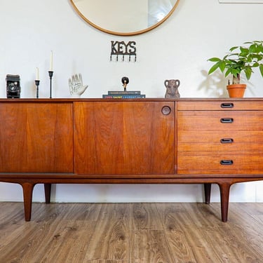 Wrighton Credenza 