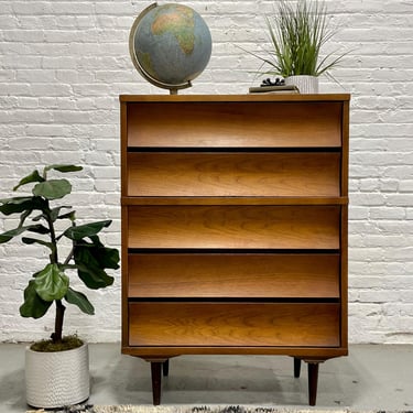 Mid Century MODERN Scalloped Drawer DRESSER by Johnson Carper, c. 1960's 