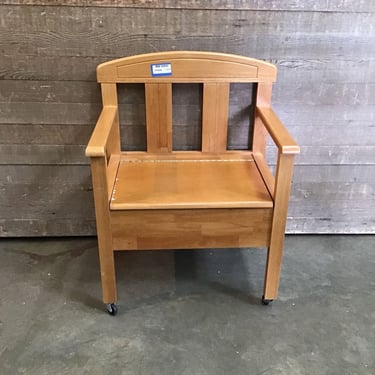 Small Bench w/ Storage (Tacoma)