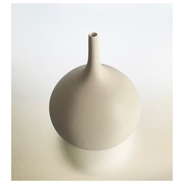 SHIPS NOW- Stoneware Round Bottle Vase glazed in Light Taupe Matte by Sara Paloma 