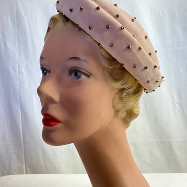Vintage pale pink fascinator /pillbox hat Velvet embellished bronze studs women’s hats special occasion 1940’s style 1950’s fashion 