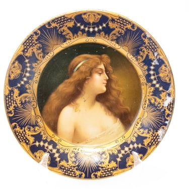 1905 Tinplate Anheuser Busch Portrait Plate 10" “Vienna” St Louis, MO Collector 