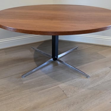 Mid-Century Scandinavian Modern Round Teak Adjustable Height Pedestal Table by Sven Ivar Dysthe for Westnofa - Coffee Center Dining Table 