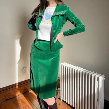 1930’s vintage green velvet embroidered sailor collar blazer & skirt suit set 