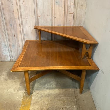 Vintage Two-Tier Mid Century Modern Accent Corner Table