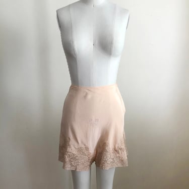 Light Pink Silk Tap Pants with Lace Trim - 1920s 