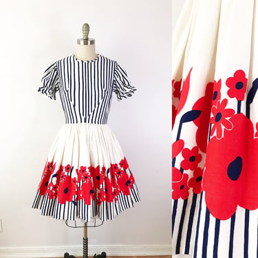 SIZE S/M 1960s Poppy Striped Dress - 60s Cotton Dress Puff Sleeve Flower Mini - Cottagecore Bright Mod Retro 