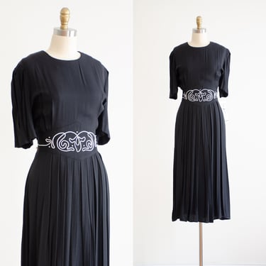 black midi dress 80s 90s vintage flowy black fit and flare short sleeve dress 