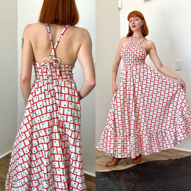 Vintage 1970s Dress / 70s Ruched Floral Maxi Dress / White Red ( XS S ) 