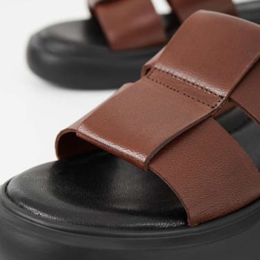 Vagabond Blenda Sandal - Cognac on Garmentory