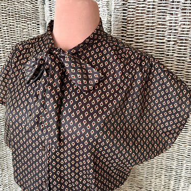 Vintage Bow Front Blouse, High Neck, JCP Geometric, Silky Polyester Top, Size L 