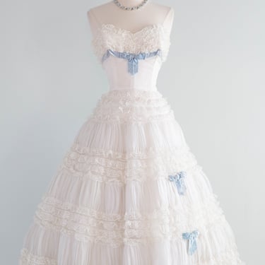 Beautiful 1950's Sweetheart Strapless Wedding Dress With Blue Bows / SM