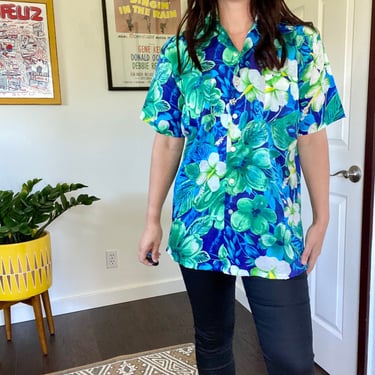 Vintage Unisex “Waikiki Holiday” Tropical Button Up Shirt 