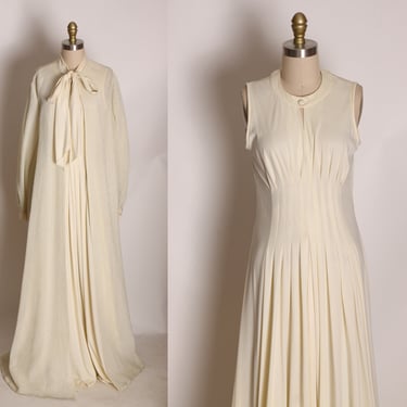 1970s Cream Off White Sleeveless Floor Length Keyhole Dress with Matching Fishnet Mesh Floor Length Cape Outfit -L 