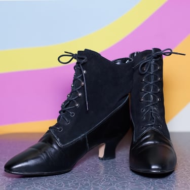 black leather boots | 80s 90s vintage dark academia
