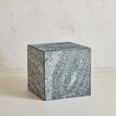 Postmodern Green Marble Cube Coffee or Side Table, Italy 1970s