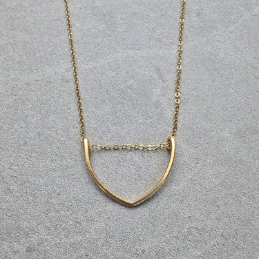 James + Jezebelle | Leaf Necklace | Goldfill