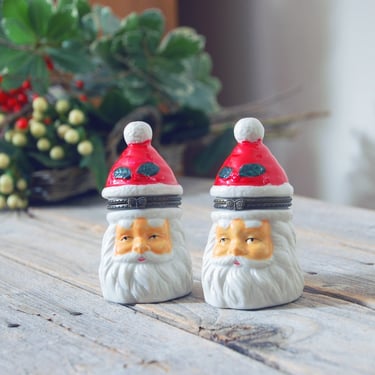 Santa Claus trinket box /  Santa ring box / keepsake box / hinged Christmas figural trinket box / porcelain trinket box 