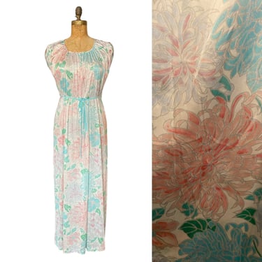1970s vanity fair nightgown, vintage lingerie, pastel floral nylon, mum print, cap sleeves, open shoulders, small medium, 