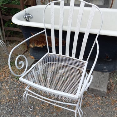 Stylish Vintage Patio Chair 25 X 20 X 36