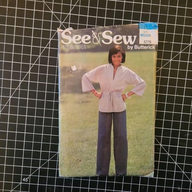 Butterick 5778 70s sewing pattern for vintage pullover top and elastic waist pants, easy learn to sew size small or medium 