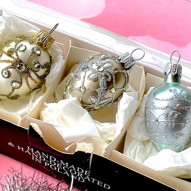 VINTAGE: 3pcs - Small Poland Hand Blown Egg Glass Ornaments in Box - European Crafted - Glittered Ornament - Christmas 