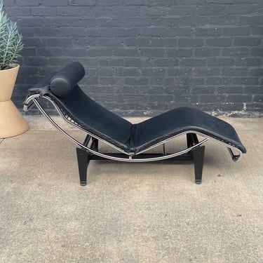 Italian Made Le Corbusier LC4 Leather Chaise Lounge Chair 