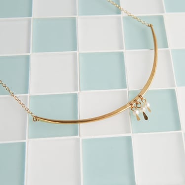 Kari Phillips: Arc Necklace With Pearls