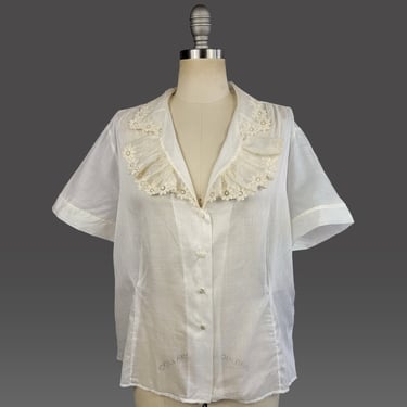 1940s Blouse /  White Cotton Blouse with Embroidered Collar / Handkerchief Cotton / Size Large Extra Large Plus size 