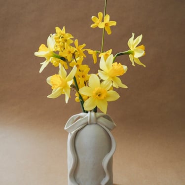 Ceramic Vase with Bow 