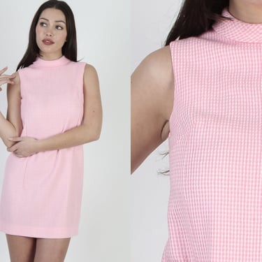 60s Light Pink Barbiecore Dress / Bubblegum Pink Easter Shift / Vintage 1960s Mod Checkered Holiday Dress 